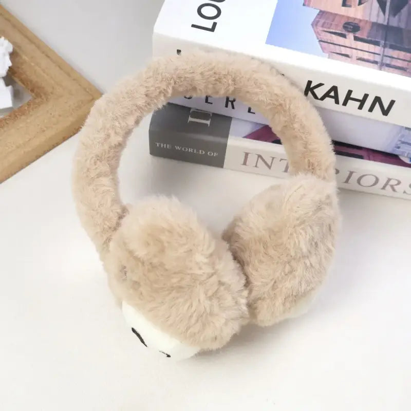 cache oreille ours