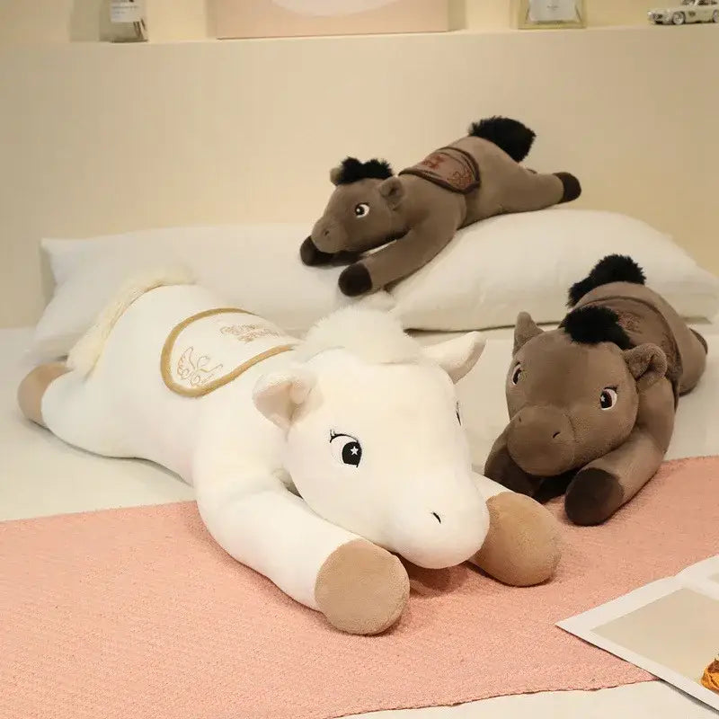 cheval en peluche geant