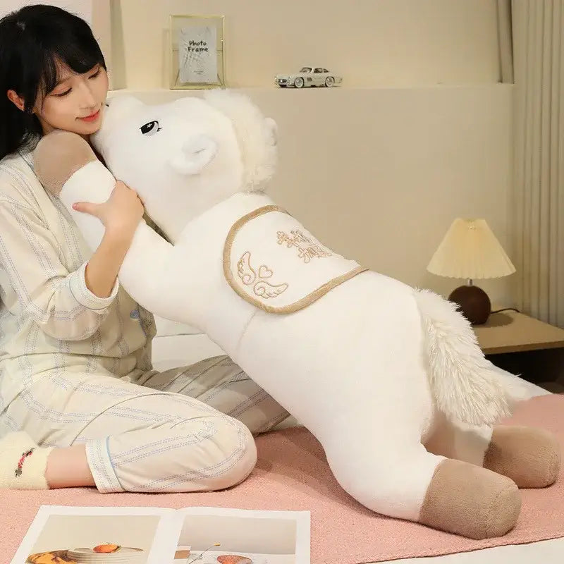 cheval en peluche geant