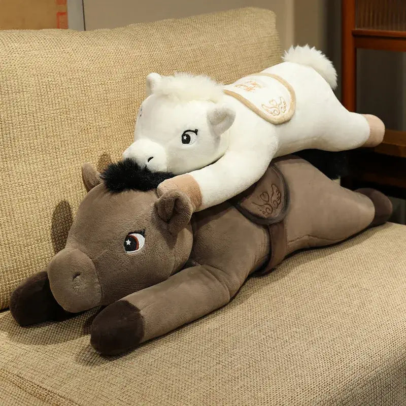 cheval en peluche geant