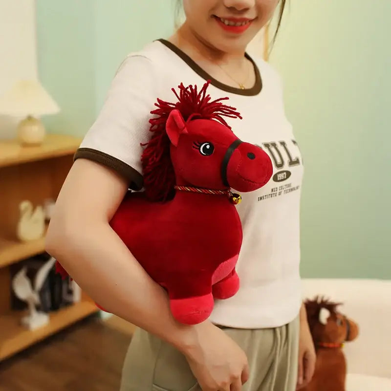 cheval jouet peluche
