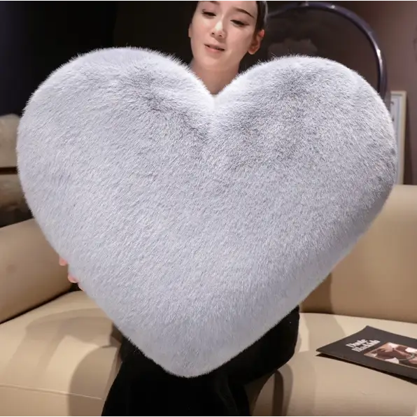 coeur en peluche