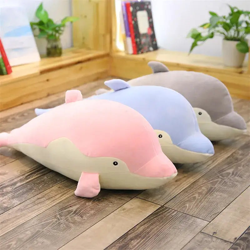 dauphin en peluche
