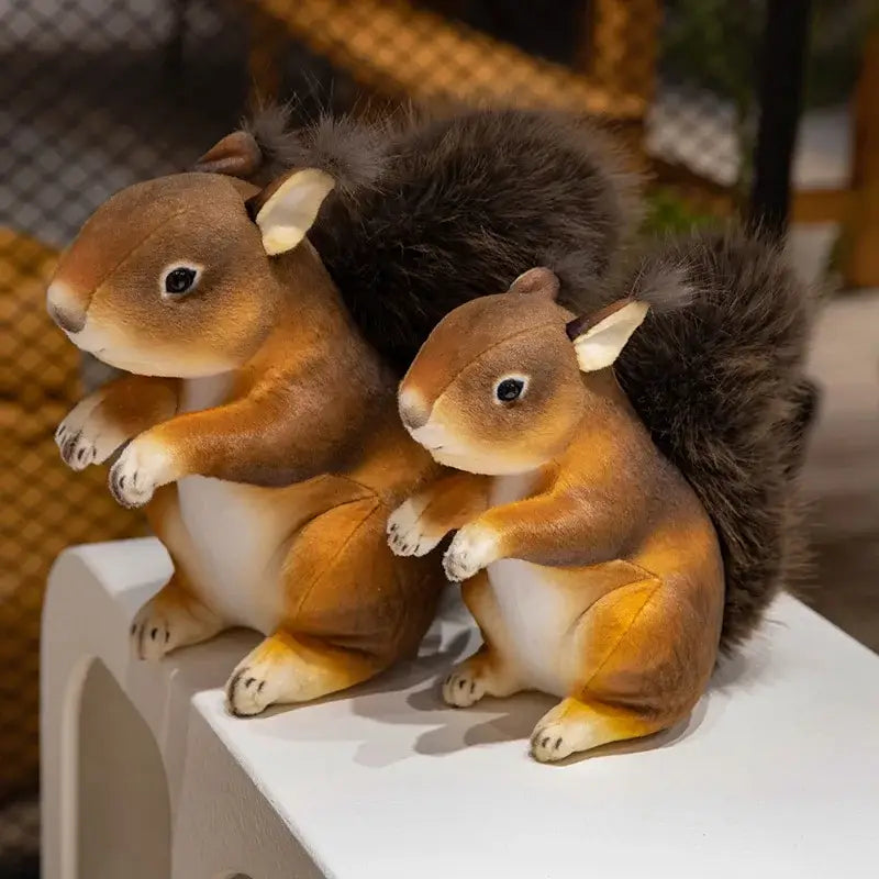 ecureuil pas cher en peluche