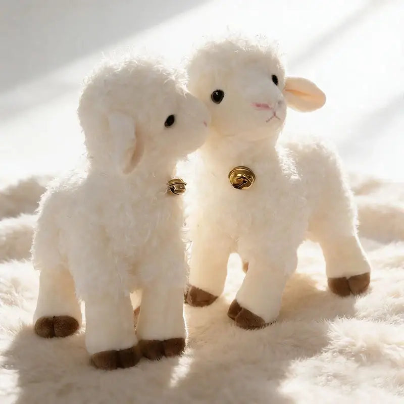 agneau en peluche