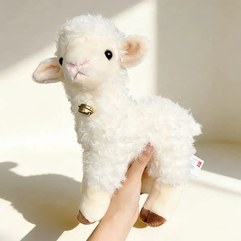 agneau en peluche