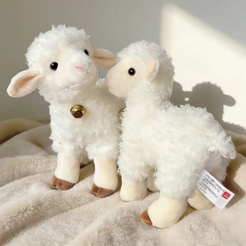 agneau en peluche
