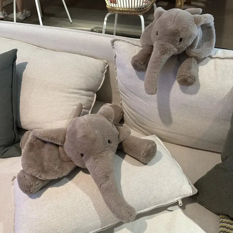 grosse peluche éléphant