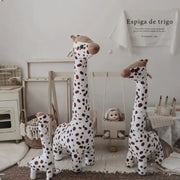 grande girafe en peluche