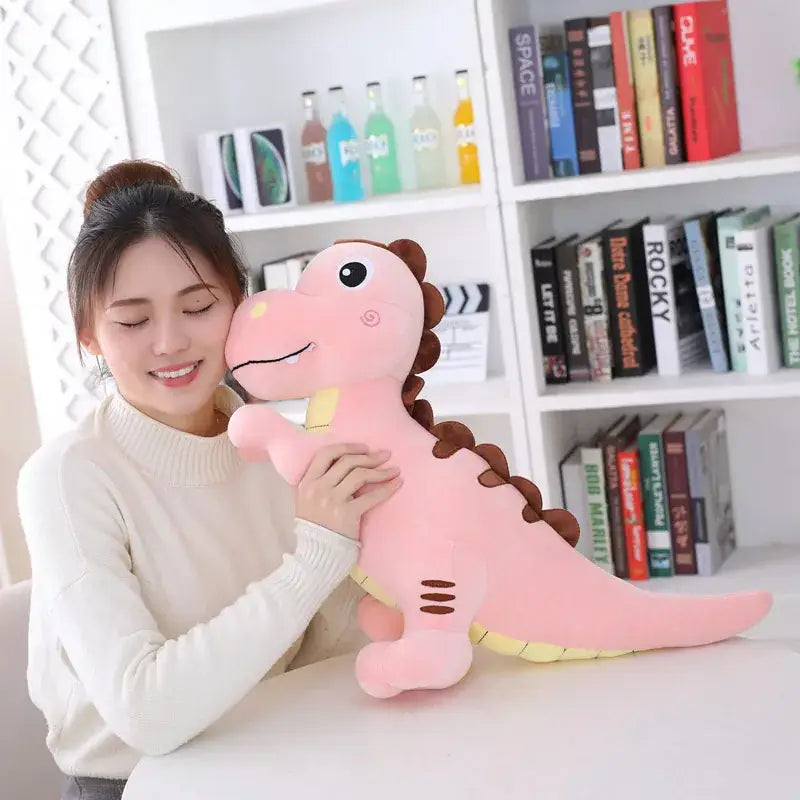 gros dinosaure en peluche