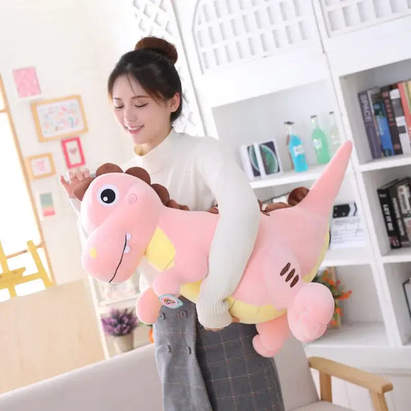 gros dinosaure en peluche