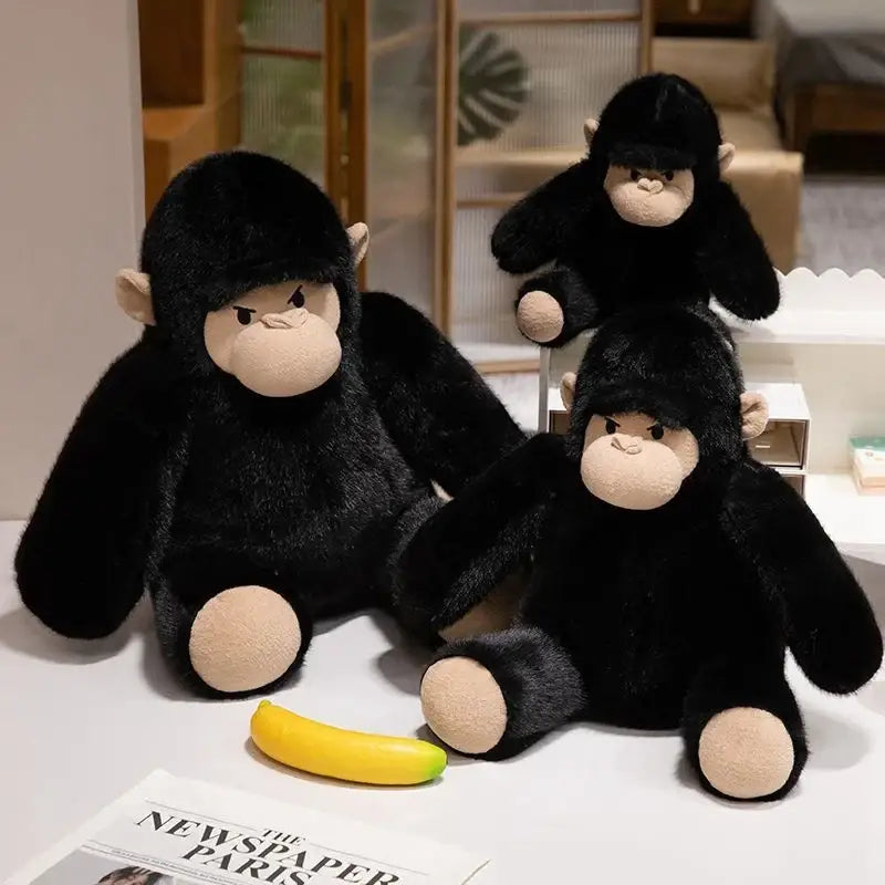 gorille noir en peluche