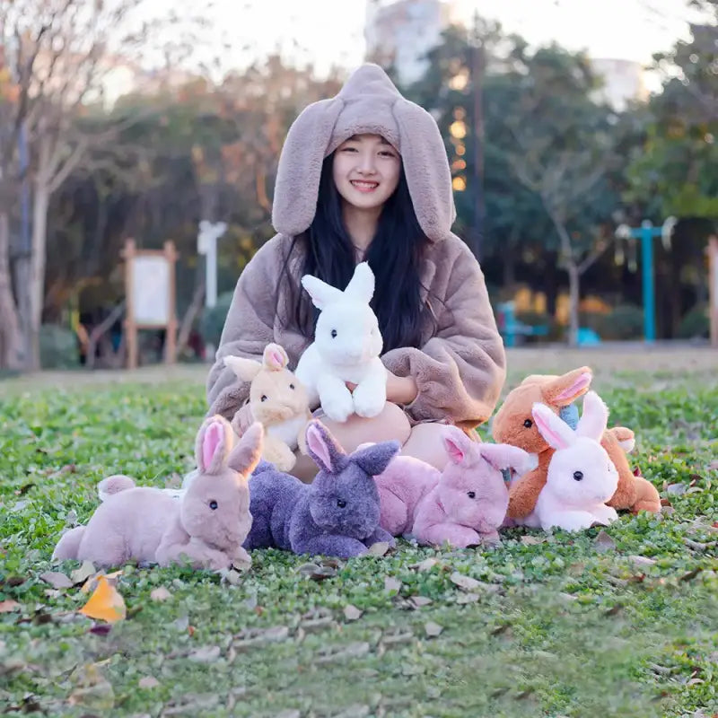 lapin en peluche réaliste