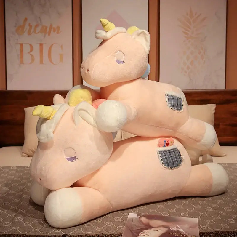 licorne en peluche géante