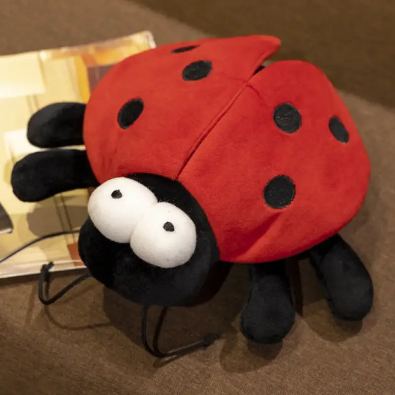peluche coccinelle rouge