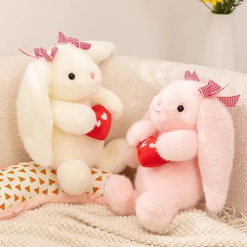 petit lapin peluche