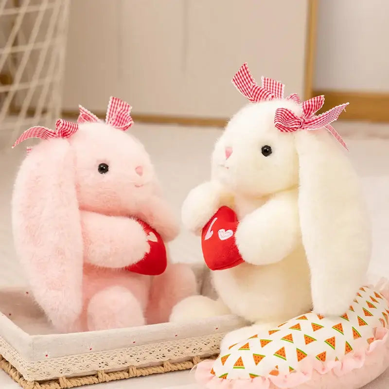 petit lapin peluche