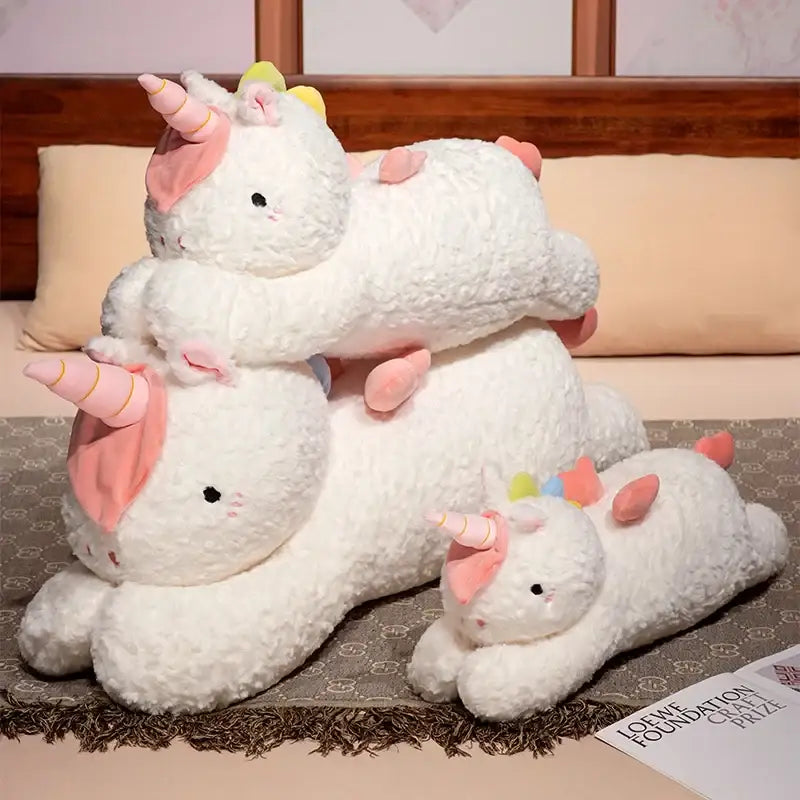 grande licorne en peluche
