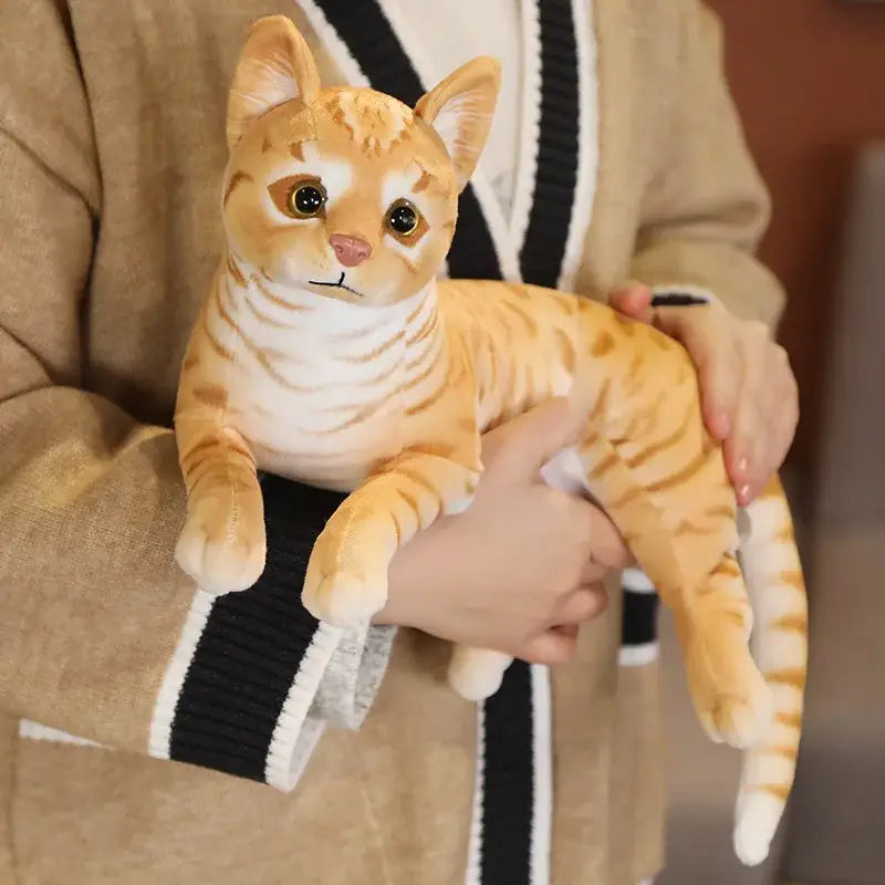 peluche chat réaliste