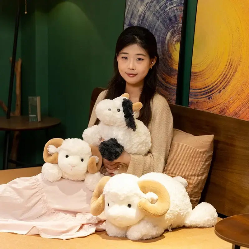 mouton en peluche blanc
