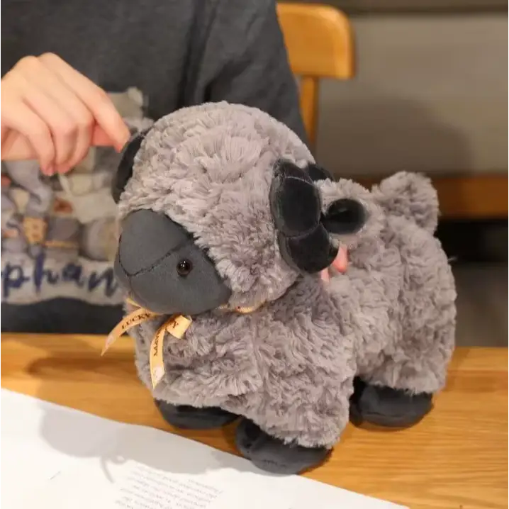 mouton noir peluche