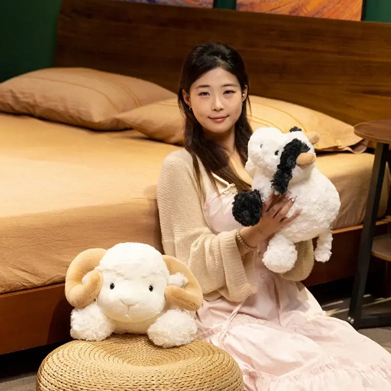 mouton en peluche blanc