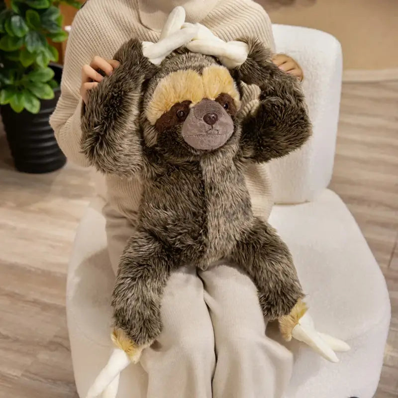 paresseux peluche