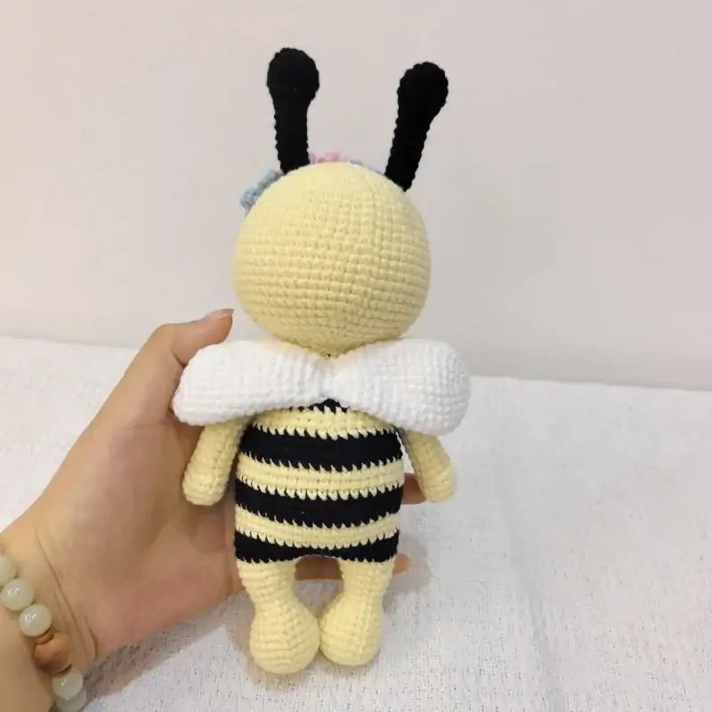 peluche abeille crochet