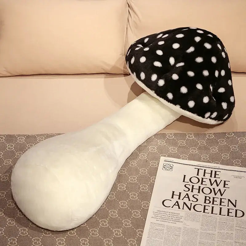 peluche champignon Noir
