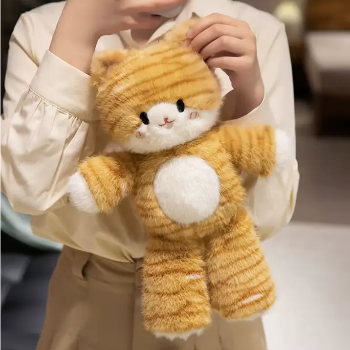 peluche chat roux