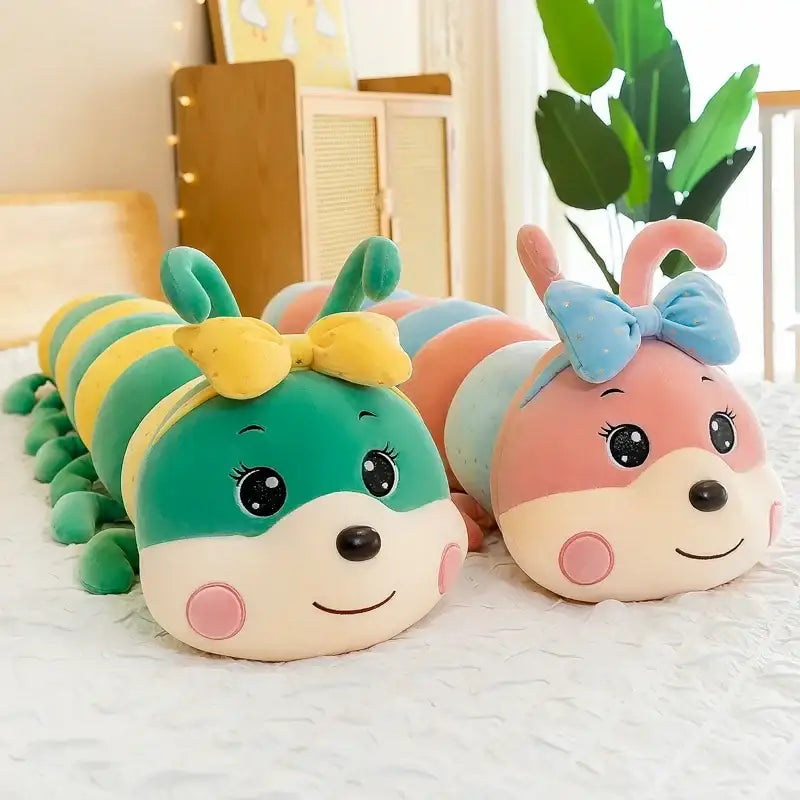 peluche chenille géante