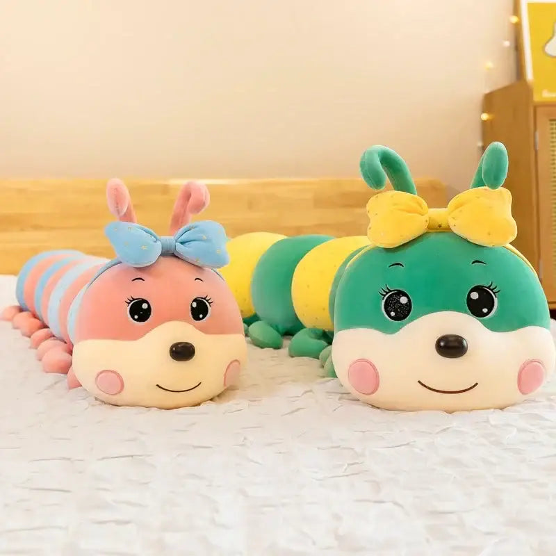 peluche chenille géante