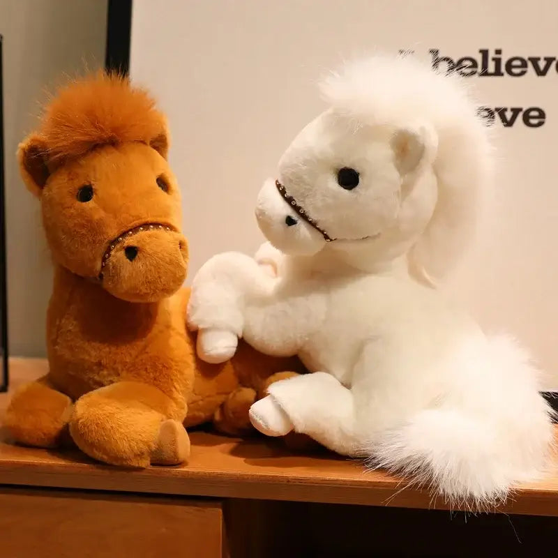 peluche cheval couché