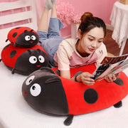 peluche coussin coccinelle