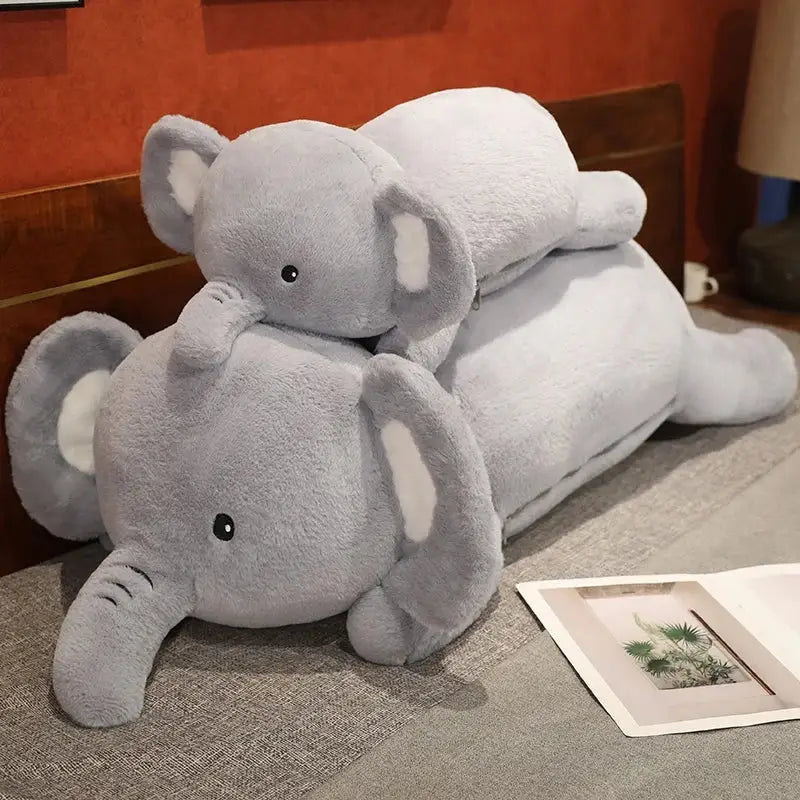peluche elephant oreiller