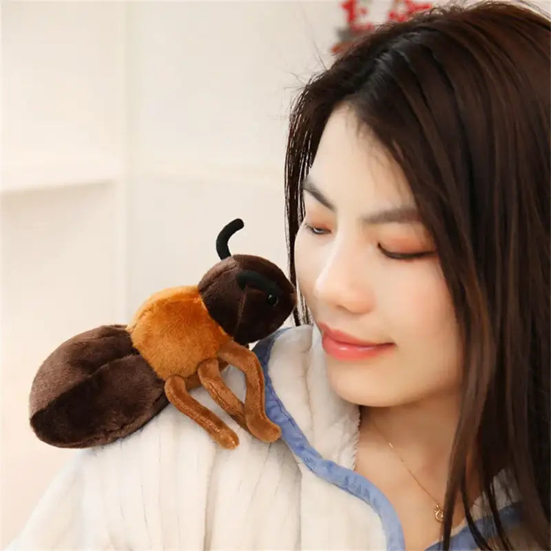 peluche fourmi