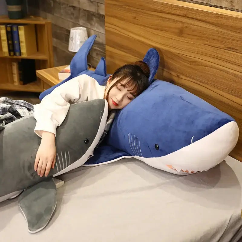 peluche géante requin