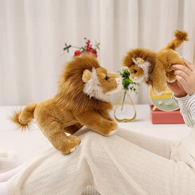 peluche lion realiste