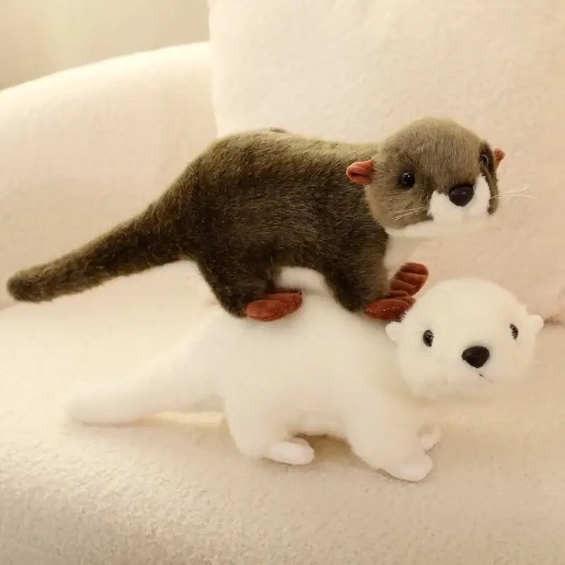 peluche loutre réaliste