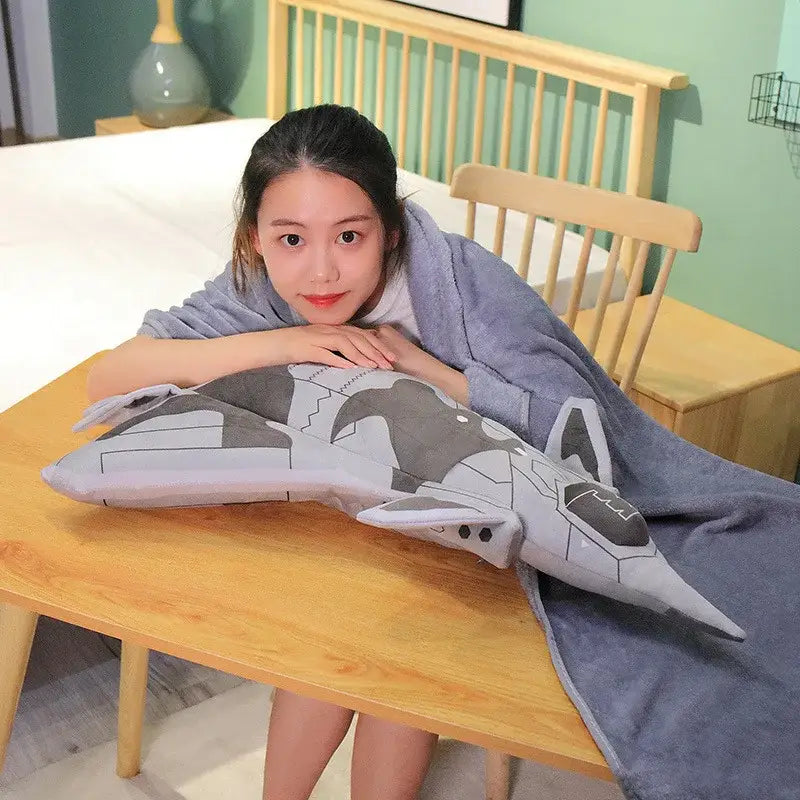 peluche avion de chasse