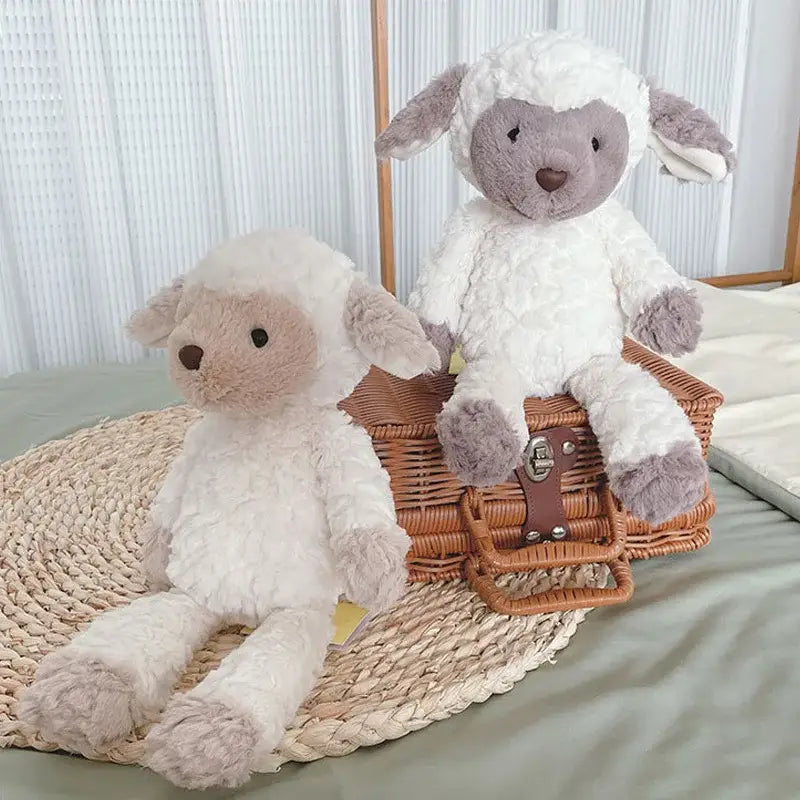 petite peluche mouton