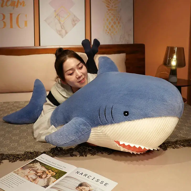 requin en peluche