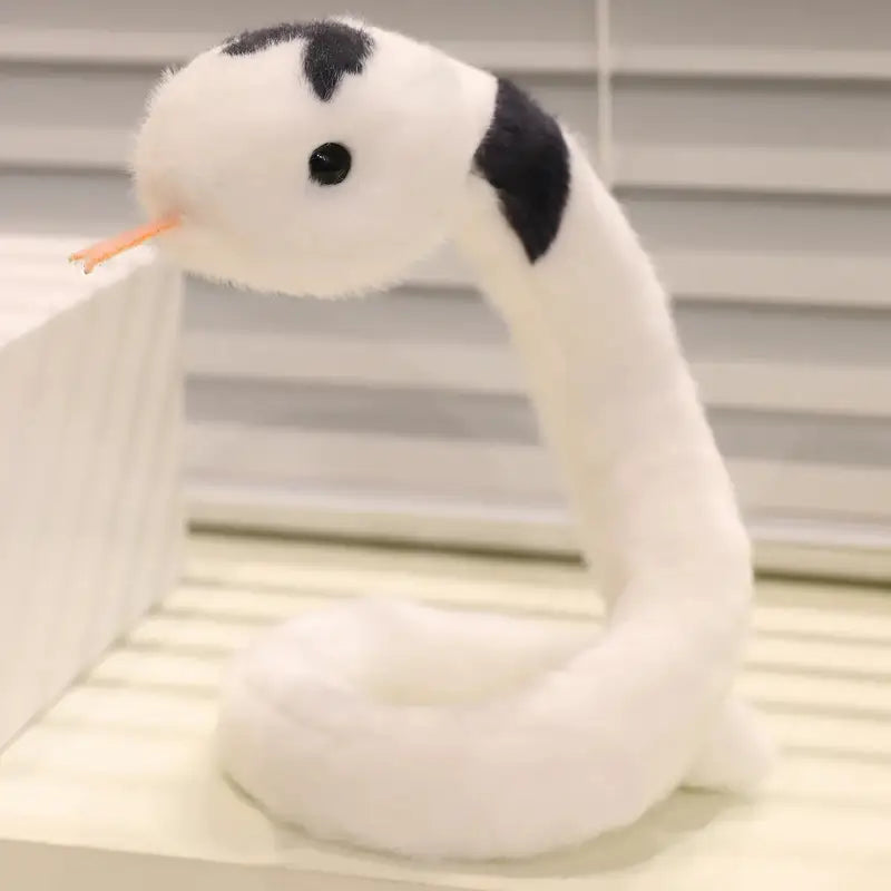serpent en peluche
