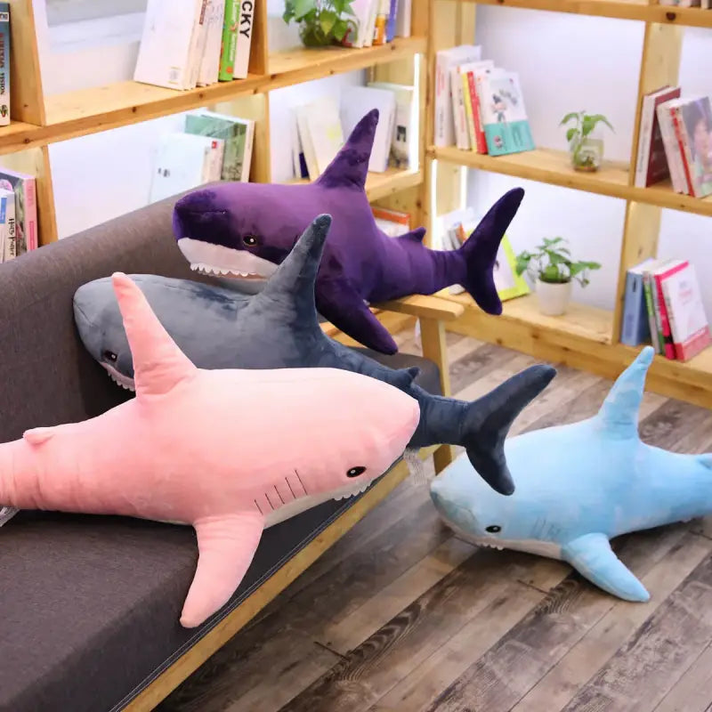 peluche requin geant