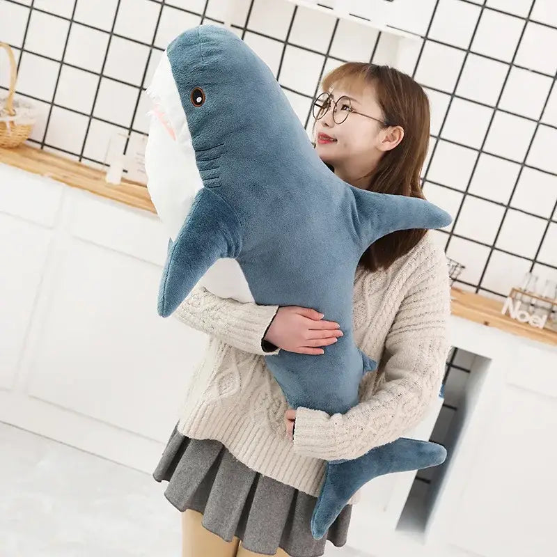 peluche requin geant