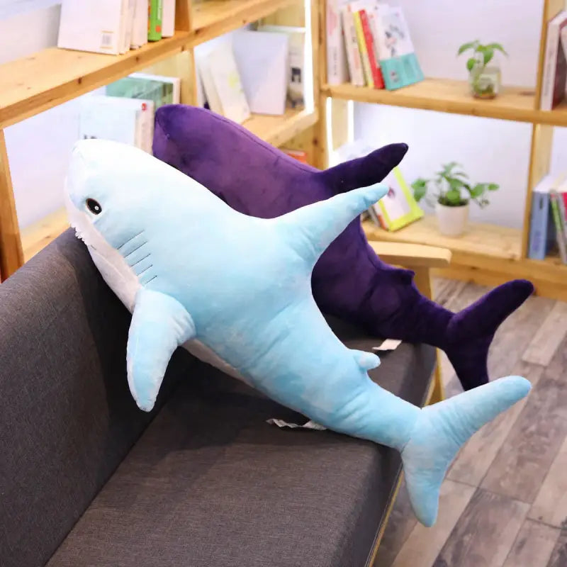 peluche requin geant