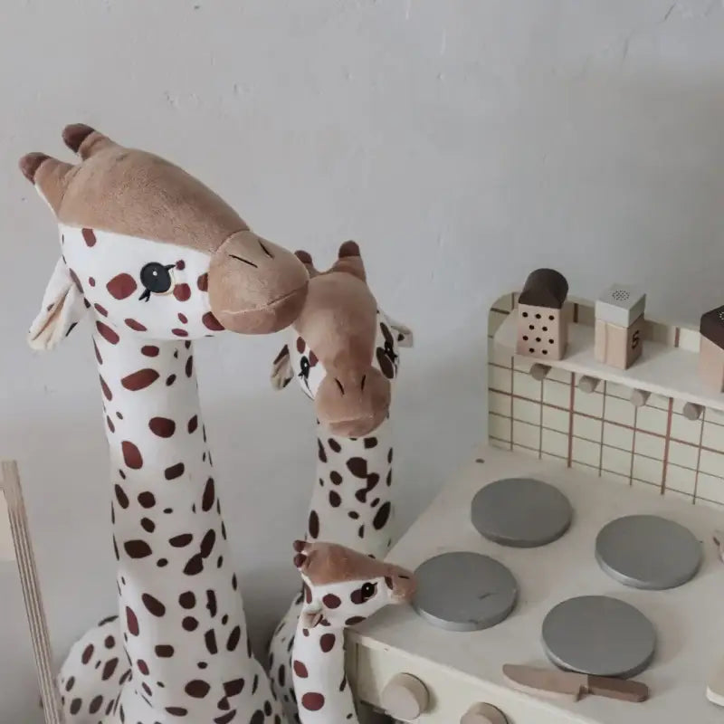 grande girafe en peluche