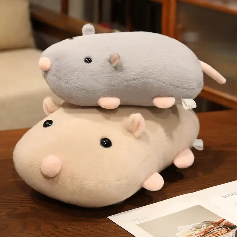 souris en peluche