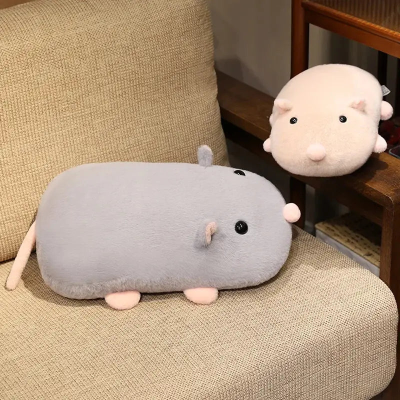 souris en peluche