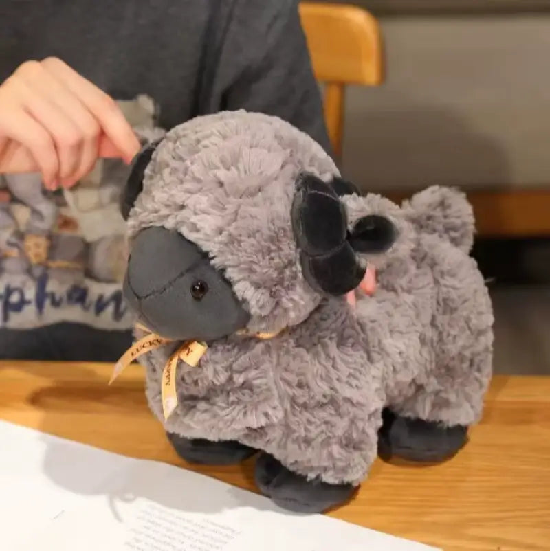 mouton noir peluche